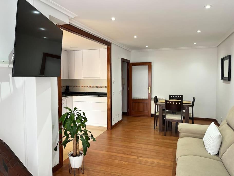 Piso Acogedor Y Centrico Apartment Santona Exterior photo