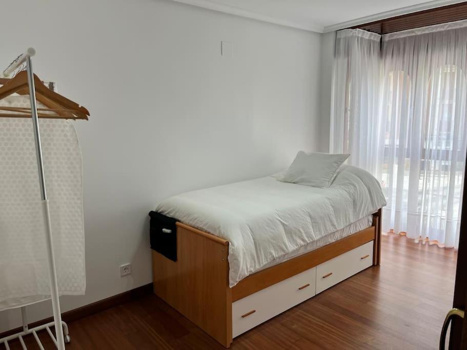 Piso Acogedor Y Centrico Apartment Santona Exterior photo