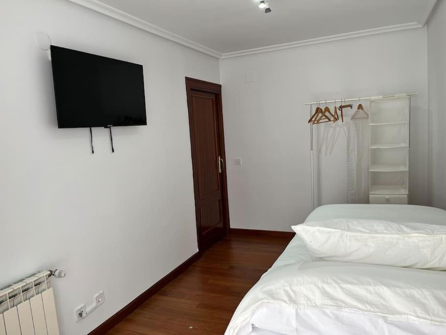 Piso Acogedor Y Centrico Apartment Santona Exterior photo